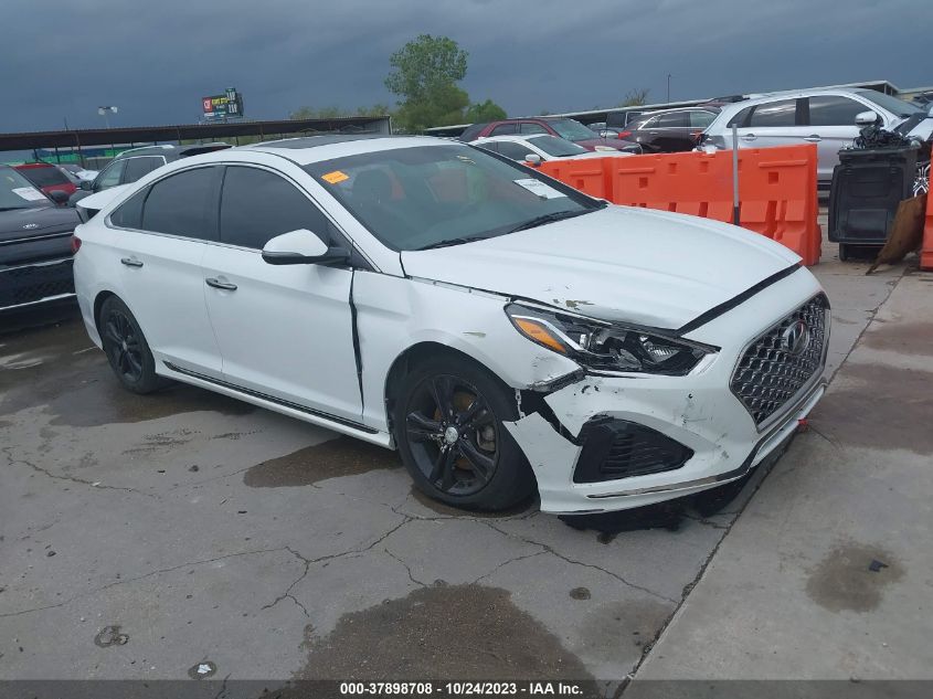 2019 HYUNDAI SONATA SPORT - 5NPE34AF0KH743934