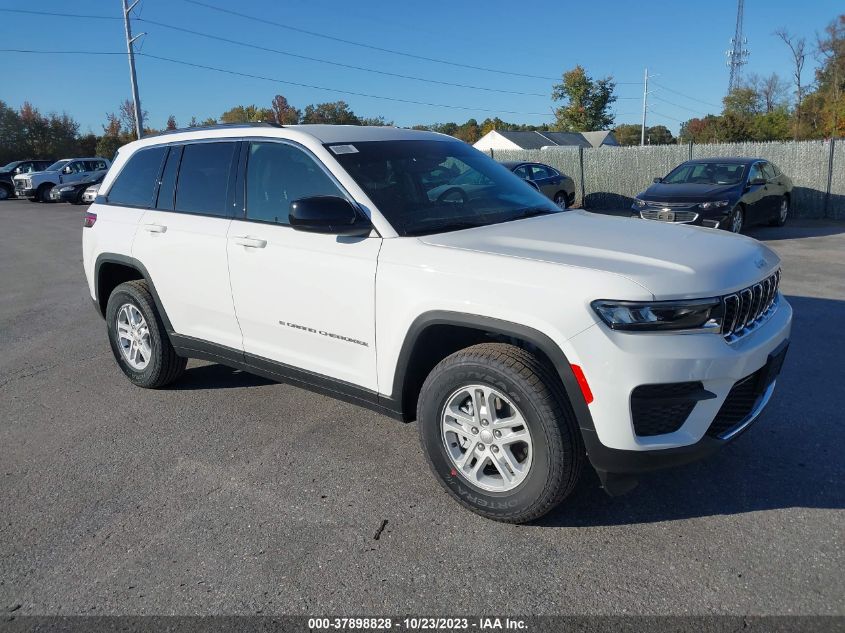 2024 JEEP GRAND CHEROKEE LAREDO - 1C4RJHAG2RC683247