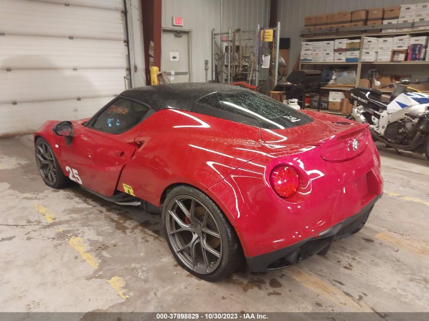 2015 ALFA ROMEO 4C ZARBAAA44FM163240