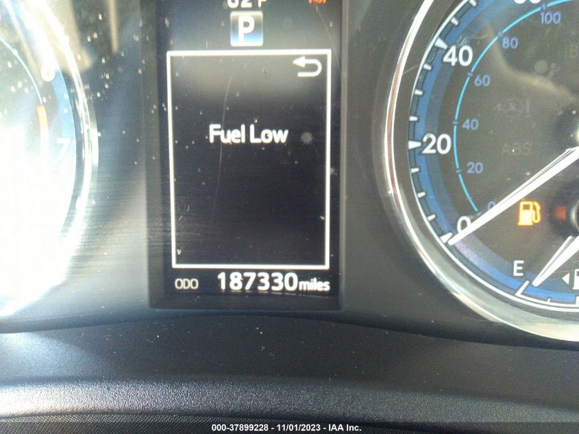2017 TOYOTA COROLLA SE - 2T1BURHE4HC887802