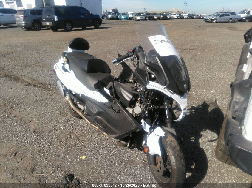 2017 SUZUKI AN650 A - JS1CP51B2H2100262