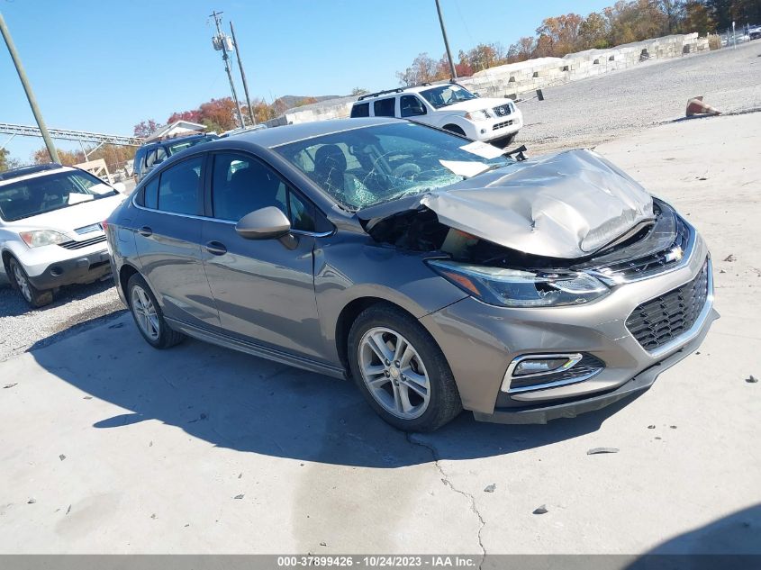 2018 CHEVROLET CRUZE LT - 1G1BE5SM5J7139467