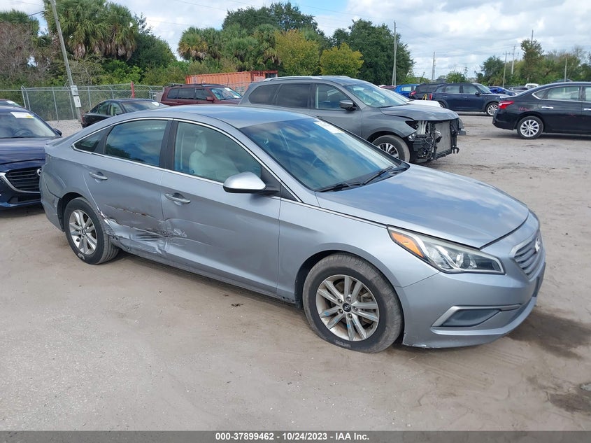 HYUNDAI SONATA SE 2017