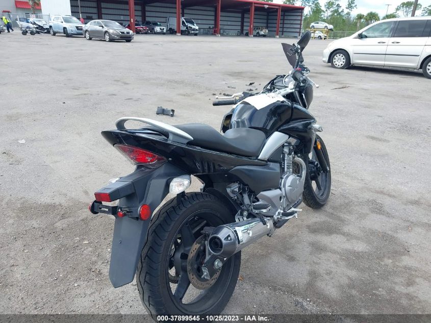 2013 SUZUKI GW250 - LC6GJ55F5D1100256
