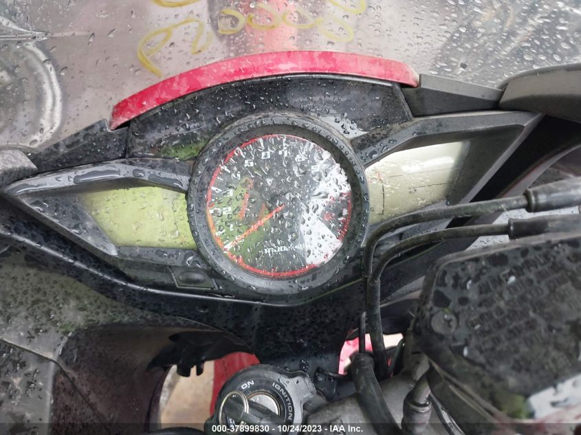 2010 HONDA VFR1200 F JH2SC6313AK000059