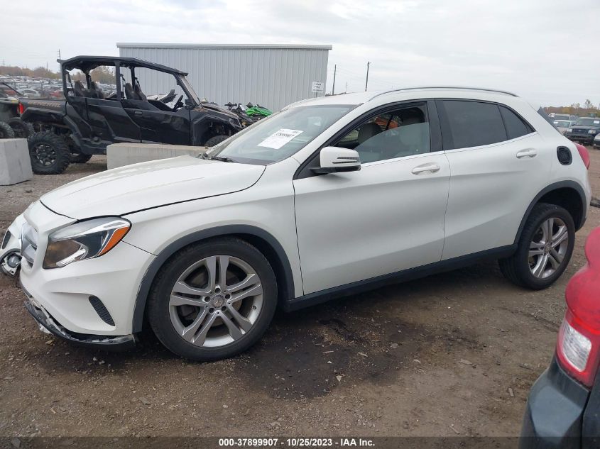 2015 MERCEDES-BENZ GLA 250 WDCTG4GB1FJ097925