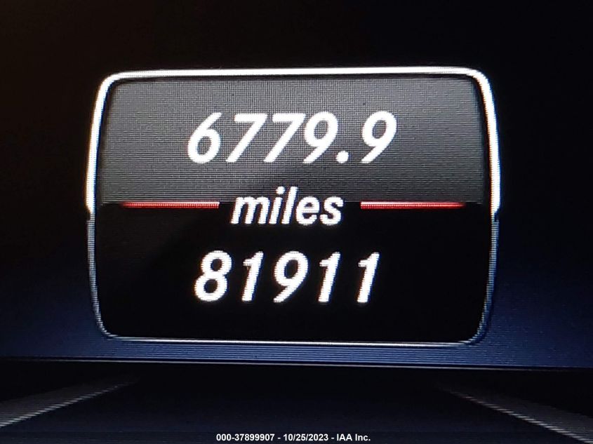 2015 MERCEDES-BENZ GLA 250 WDCTG4GB1FJ097925