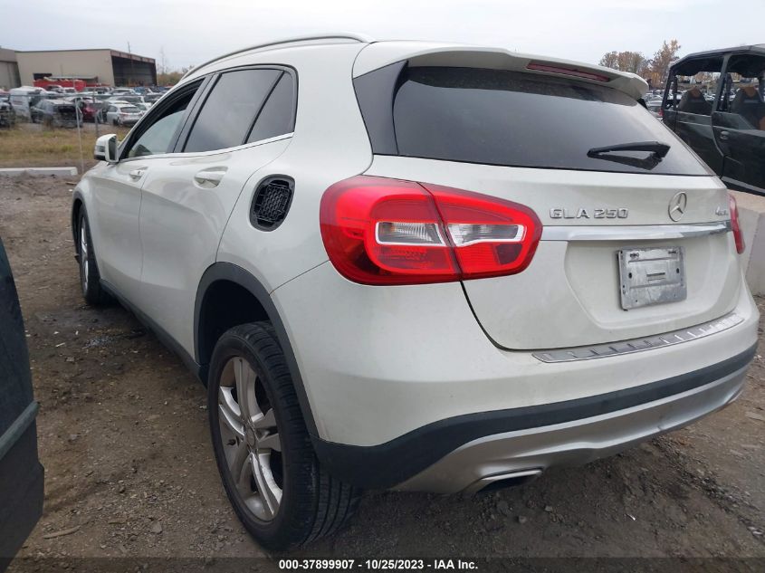 2015 MERCEDES-BENZ GLA 250 WDCTG4GB1FJ097925