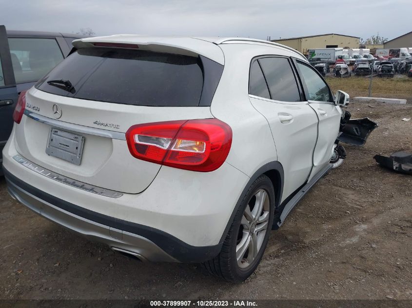 2015 MERCEDES-BENZ GLA 250 WDCTG4GB1FJ097925