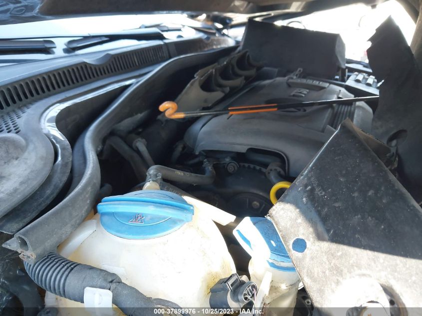2013 VOLKSWAGEN GLI AUTOBAHN W/NAV 3VW4T7AJXDM451798
