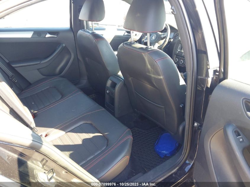 2013 VOLKSWAGEN GLI AUTOBAHN W/NAV 3VW4T7AJXDM451798