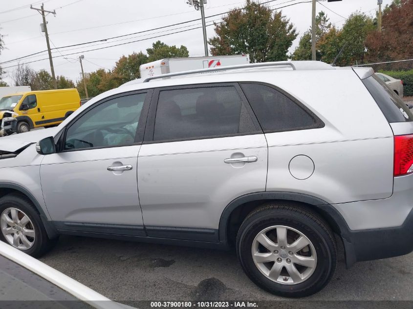 2013 KIA SORENTO LX - 5XYKT3A6XDG419395