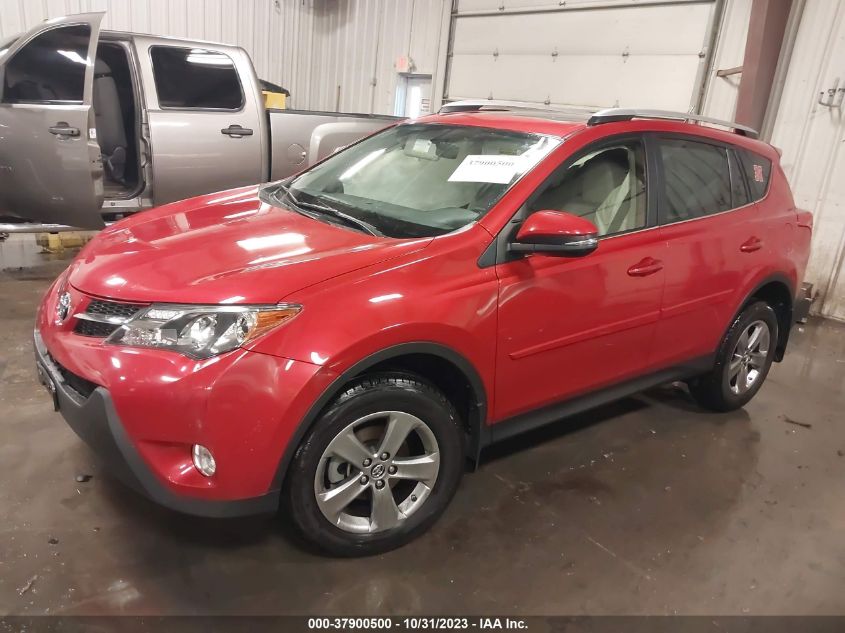 2015 TOYOTA RAV4 XLE - JTMRFREV8FJ037993