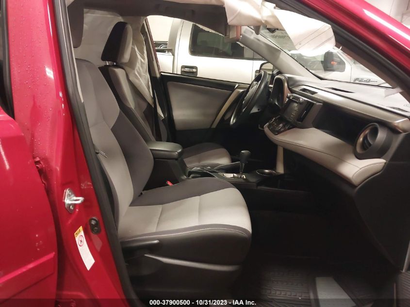 2015 TOYOTA RAV4 XLE - JTMRFREV8FJ037993