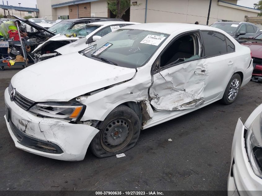 2014 VOLKSWAGEN JETTA SEDAN S - 3VW2K7AJ3EM410862