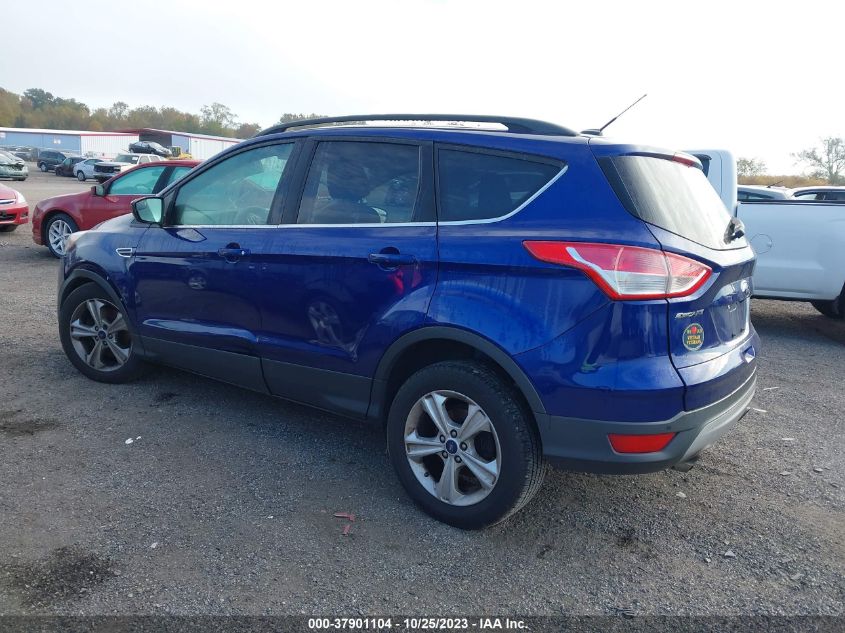 2015 FORD ESCAPE SE - 1FMCU9G93FUB09091