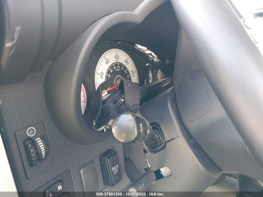 2014 TOYOTA FJ CRUISER JTEBU4BF7EK184298