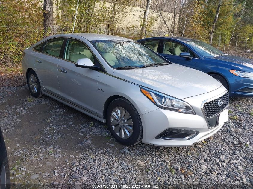 2016 HYUNDAI SONATA HYBRID SE - KMHE24L11GA037148