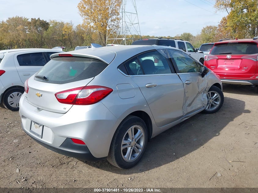 VIN 3G1BE6SMXJS615929 2018 CHEVROLET CRUZE LT
