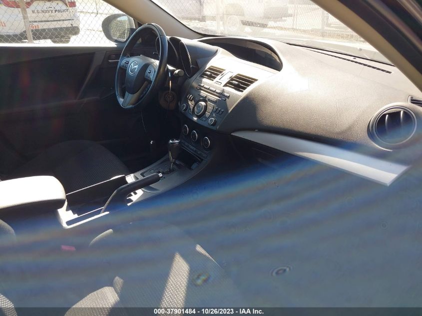 2013 MAZDA MAZDA3 I TOURING - JM1BL1VP4D1738539