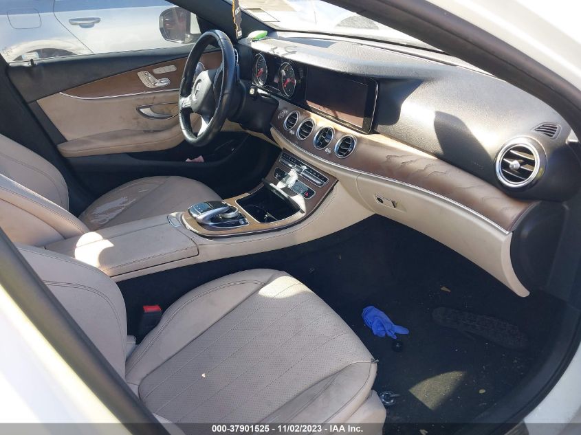 2018 MERCEDES-BENZ E 300 WDDZF4JB4JA458705