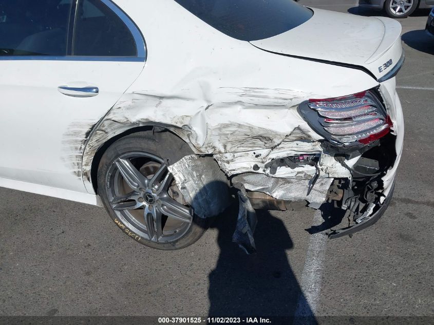 2018 MERCEDES-BENZ E 300 WDDZF4JB4JA458705