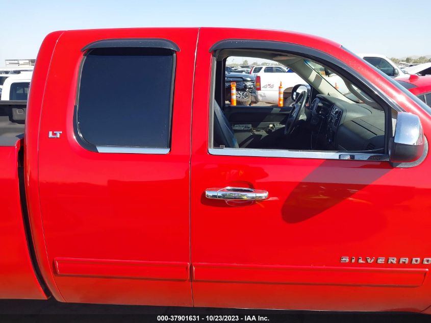 2013 CHEVROLET SILVERADO 1500 LT - 1GCRCSE05DZ115729