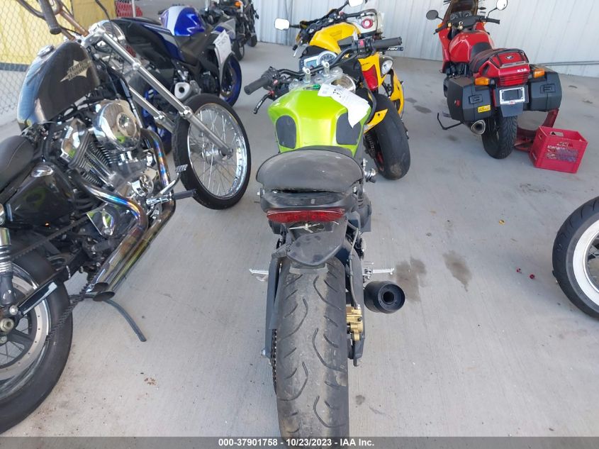2010 TRIUMPH MOTORCYCLE STREET TRIPLE 675 - SMTD01NE1AJ414588