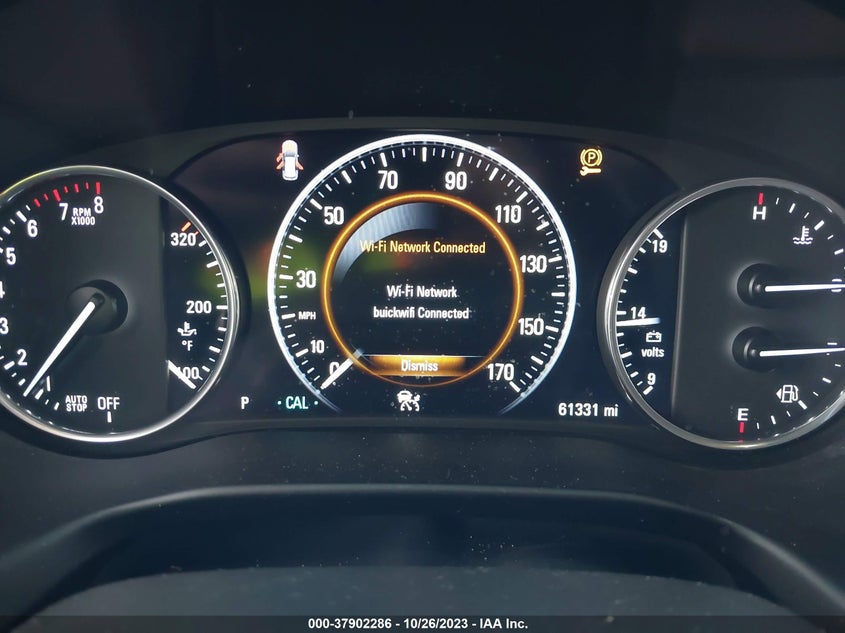 VIN 5GAEVCKW0JJ220262 2018 BUICK ENCLAVE AVENIR