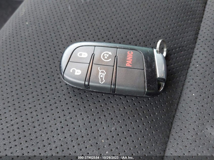 VIN 1C4RJFAG2LC250006 2020 JEEP GRAND CHEROKEE ALTITUDE