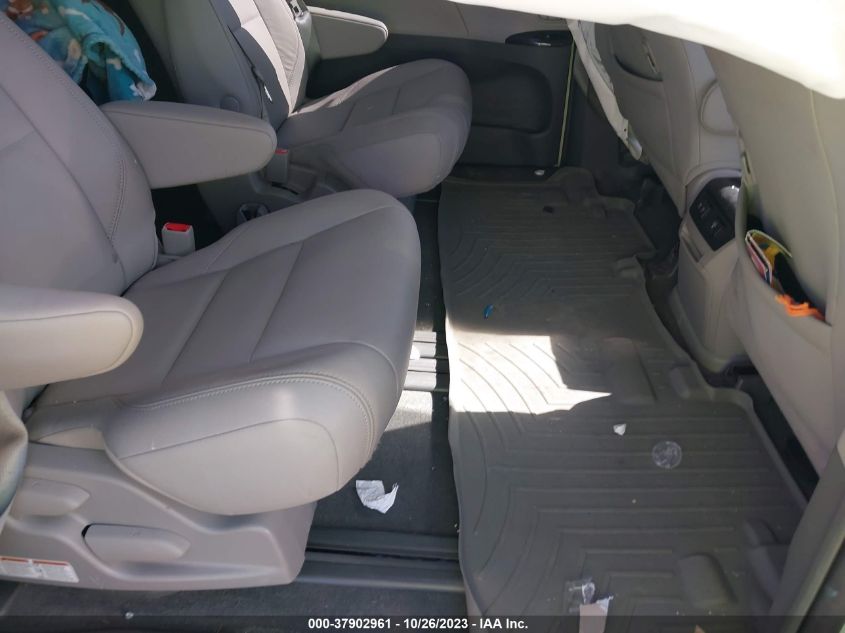 2018 TOYOTA SIENNA XLE AUTO ACCESS - 5TDYZ3DC3JS953718