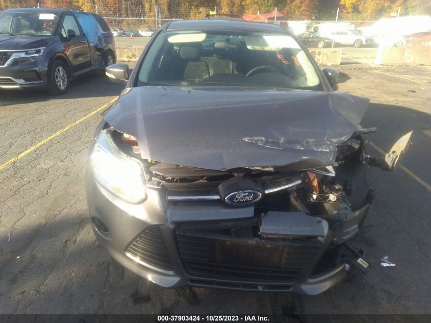 2014 FORD FOCUS SE - 1FADP3F23EL445819