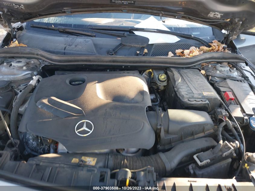 2015 MERCEDES-BENZ GLA 250 WDCTG4GB6FJ175731