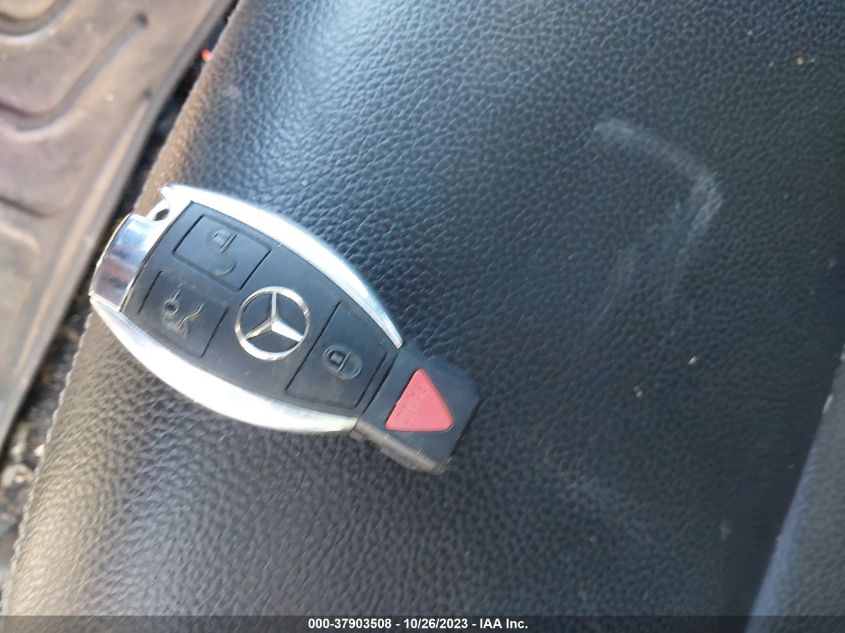 2015 MERCEDES-BENZ GLA 250 WDCTG4GB6FJ175731