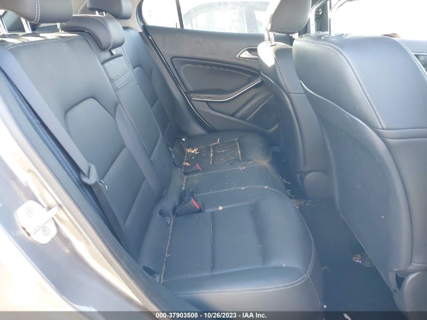 2015 MERCEDES-BENZ GLA 250 WDCTG4GB6FJ175731