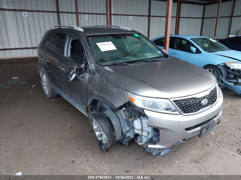 2015 KIA SORENTO LX - 5XYKTDA76FG605372