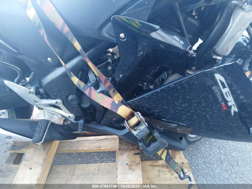 2012 HONDA CBR250 R MLHMC4108C5206010
