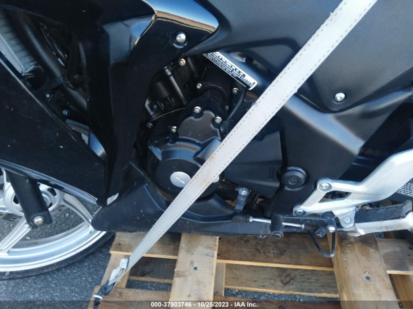 2012 HONDA CBR250 R MLHMC4108C5206010