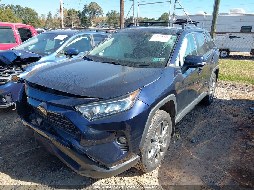VIN 2T3A1RFV3KC027590 2019 TOYOTA RAV4 XLE PREMIUM