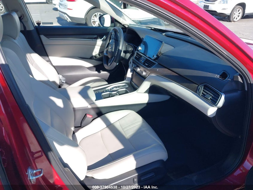 VIN 1HGCV3F90JA006397 2018 HONDA ACCORD HYBRID TOURING