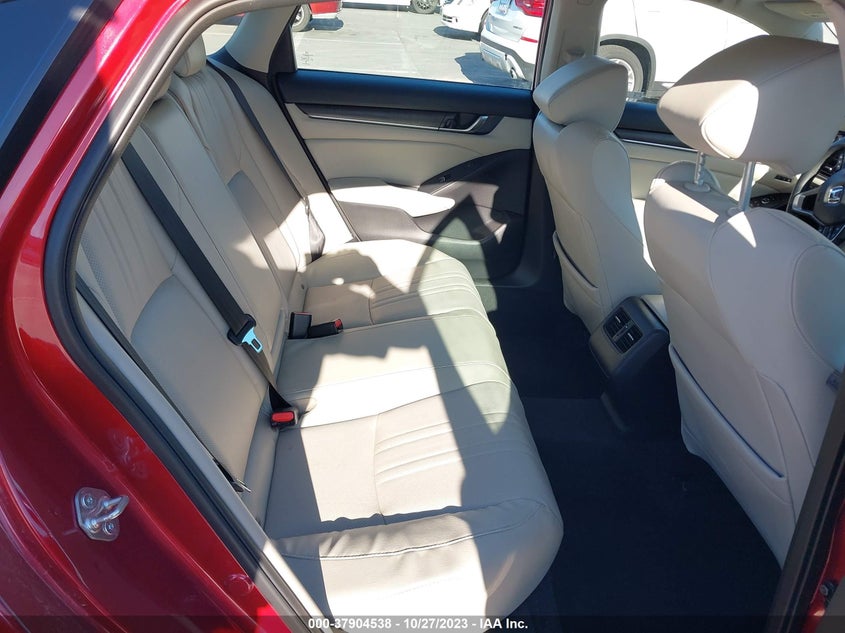 VIN 1HGCV3F90JA006397 2018 HONDA ACCORD HYBRID TOURING