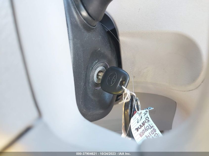 2014 TOYOTA SIENNA LE - 5TDKK3DC8ES467664