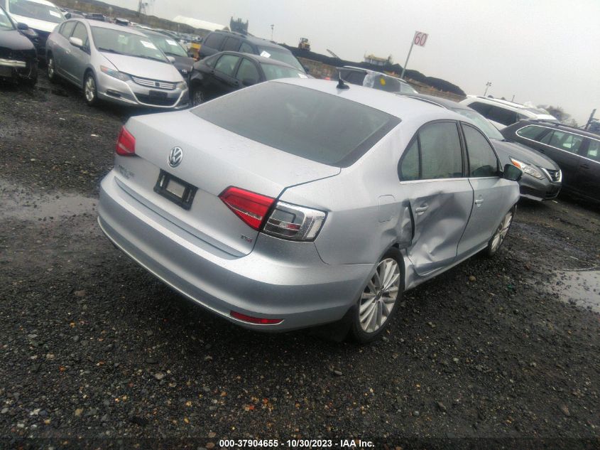 2015 VOLKSWAGEN JETTA SEDAN 1.8T SE 3VWD17AJ7FM232967