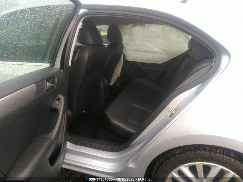2015 VOLKSWAGEN JETTA SEDAN 1.8T SE 3VWD17AJ7FM232967
