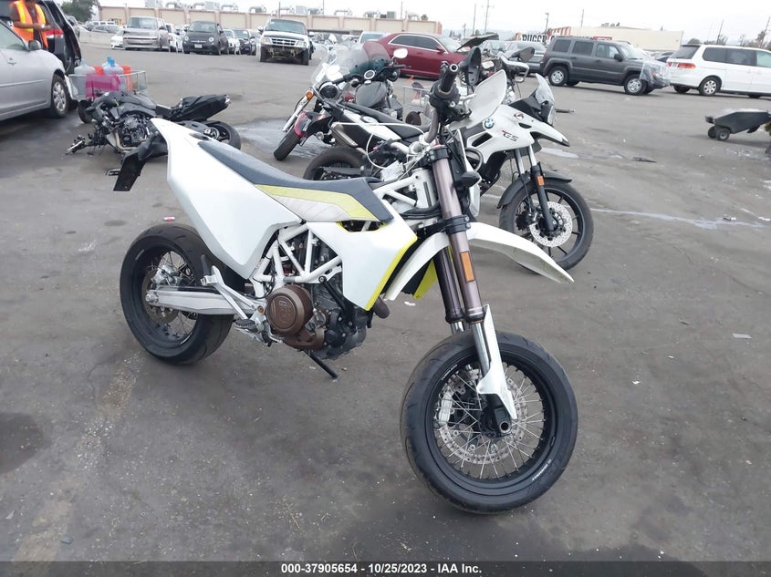 HUSQVARNA SUPERMOTO 701 2017