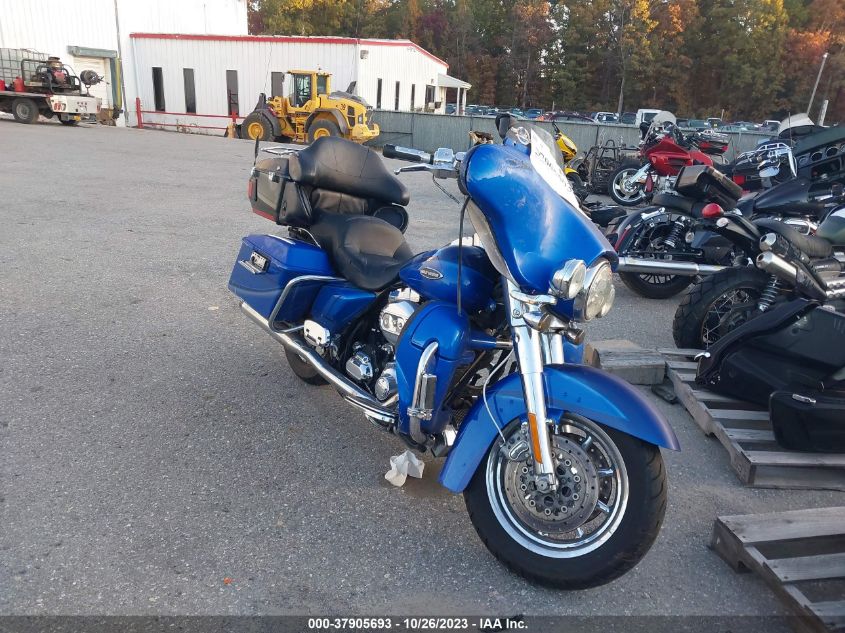 2007 HARLEY-DAVIDSON FLHTCUSE - 1HD1PR8107Y952170