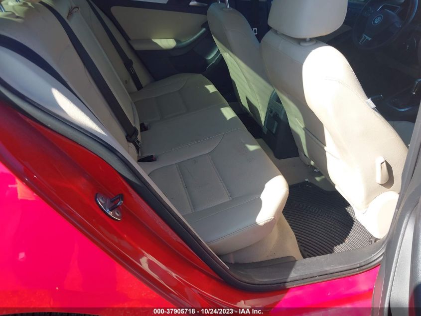 2013 VOLKSWAGEN JETTA SEDAN SE W/CONVENIENCE 3VWDP7AJ6DM447249