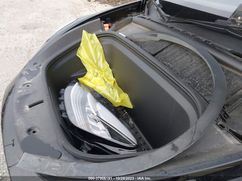VIN 7SAYGDEE9NA006575 2022 TESLA MODEL Y