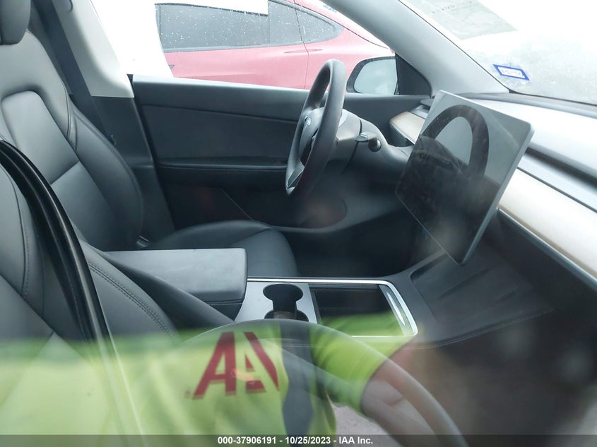 VIN 7SAYGDEE9NA006575 2022 TESLA MODEL Y