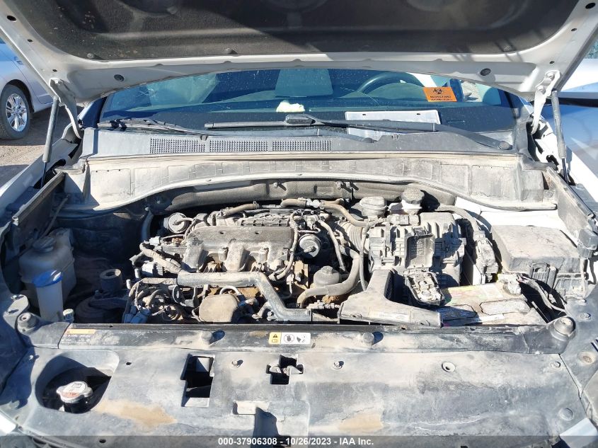 2017 HYUNDAI SANTA FE SE - KM8SMDHF7HU212763